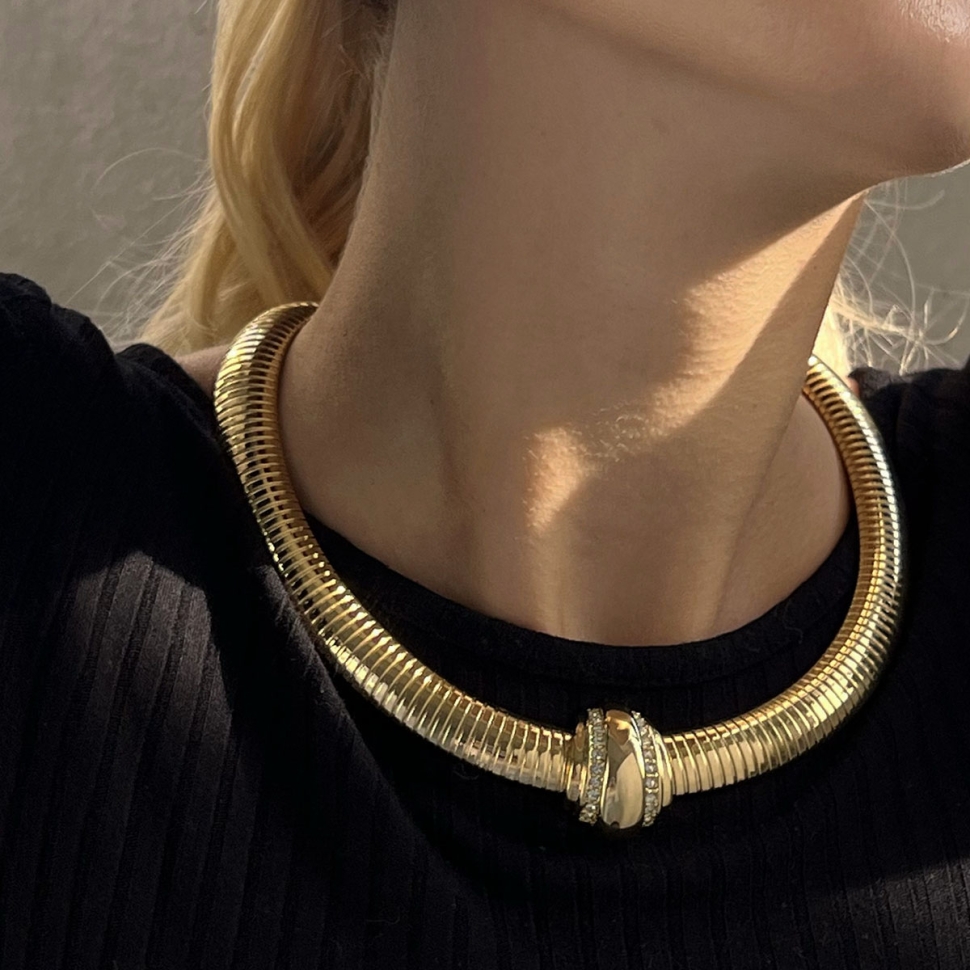 Choker avon sales
