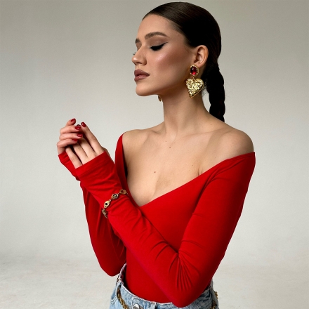 Avon редкие винтажные серьги сердца с красным люцитом 1993 год