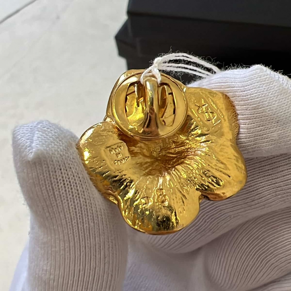 Ysl rosa 2025